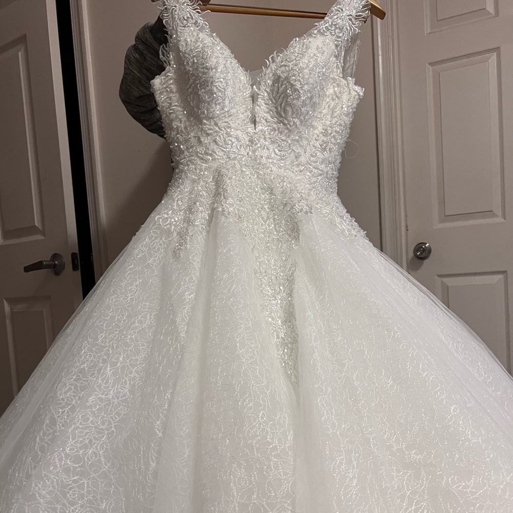 Wedding dress